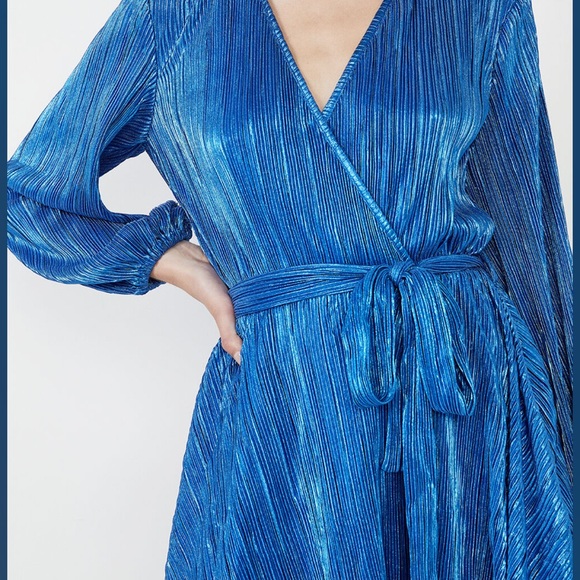 BARDOT BELLISSA PLEAT DRESS IN VIBRANT BLUE SIZE L - Picture 4 of 6